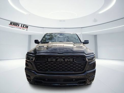 New 2026 RAM 1500 Express AWD/4WD image 8