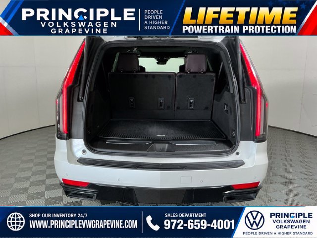 Used 2023 Cadillac Escalade ESV Sport Platinum w/ LPO, ONYX Package AWD/4WD image 29