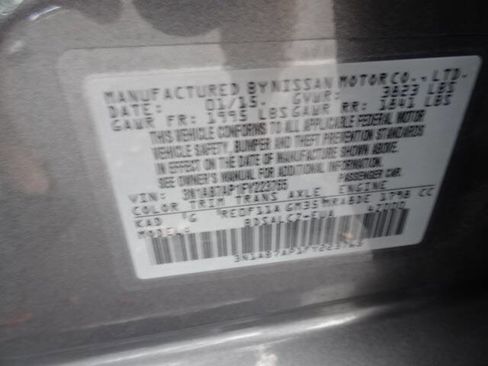 Used 2015 Nissan Sentra S image 28