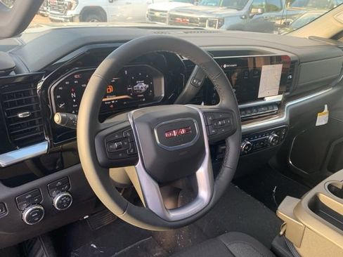 New 2026 GMC Sierra 1500 Elevation image 14