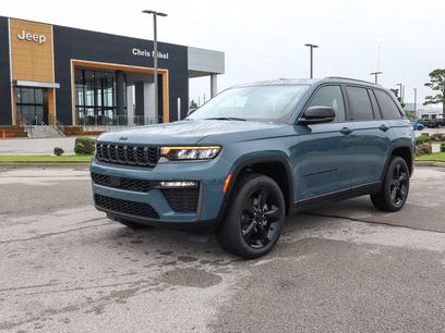 New 2026 Jeep Grand Cherokee Limited w/ Limited Altitude Package