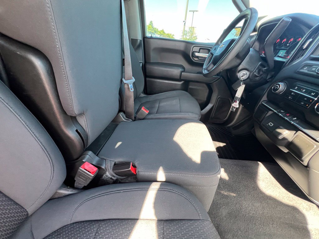 Used 2020 Chevrolet Silverado 1500 Custom w/ Custom Value Package AWD/4WD image 27