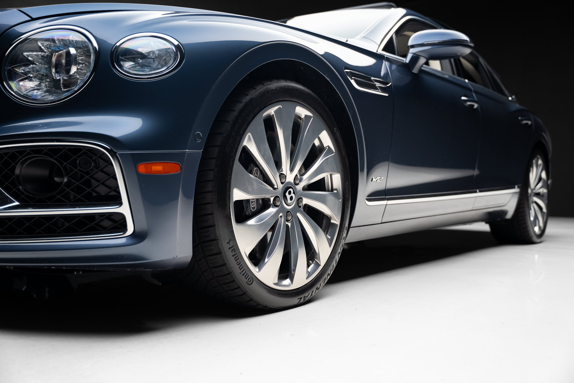 Used 2020 Bentley Flying Spur W12 AWD/4WD image 75