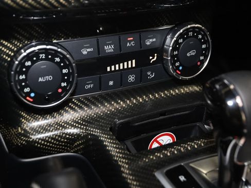 Used 2017 Mercedes-Benz G 550 Squared image 40