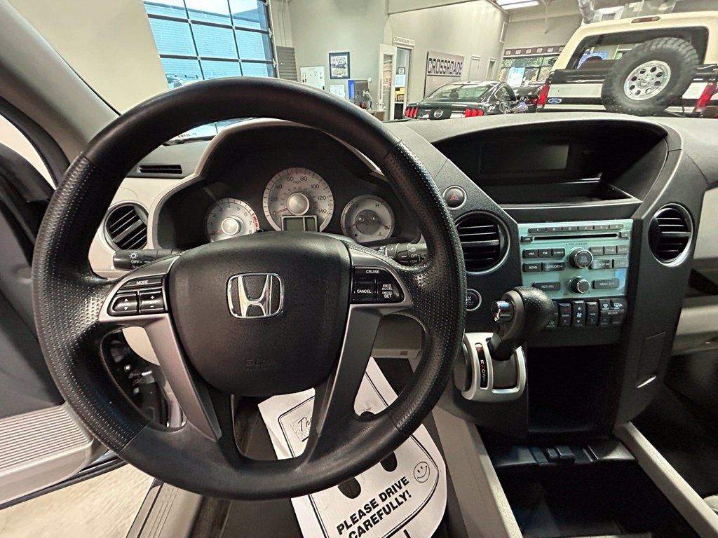 Used 2011 Honda Pilot EX image 10