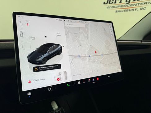 Used 2024 Tesla Model 3 Standard Range RWD image 17