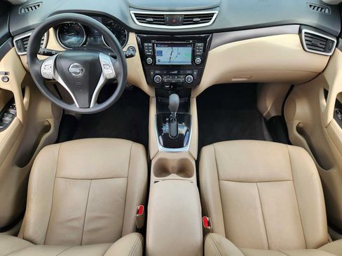 Used 2016 Nissan Rogue SV w/ SV Premium Package FWD image 25