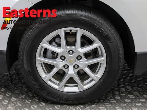 Used 2023 Chevrolet Equinox LT image 31