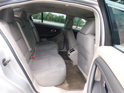 Used 2011 Ford Taurus SEL w/ 201A Rapid Spec Order Code image 17