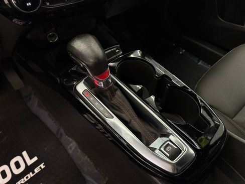 Used 2025 Chevrolet Trax RS w/ Driver Confidence Package image 15