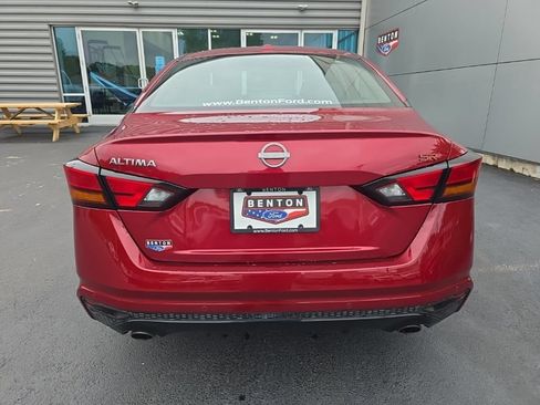 Used 2023 Nissan Altima 2.5 SR FWD image 7