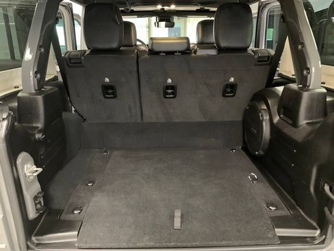 Certified 2023 Jeep Wrangler Unlimited Sahara AWD/4WD image 16