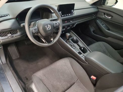 Certified 2025 Honda Accord SE image 2