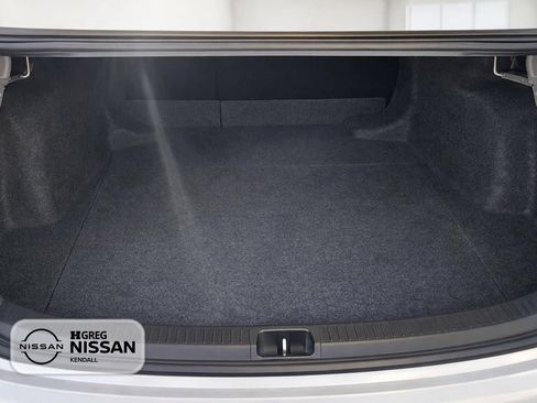 Used 2025 Toyota Corolla LE image 12