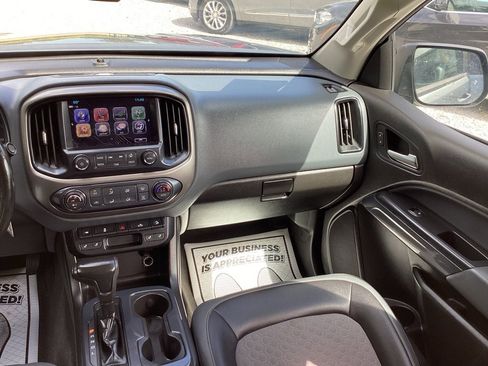 Used 2018 Chevrolet Colorado Z71 image 17