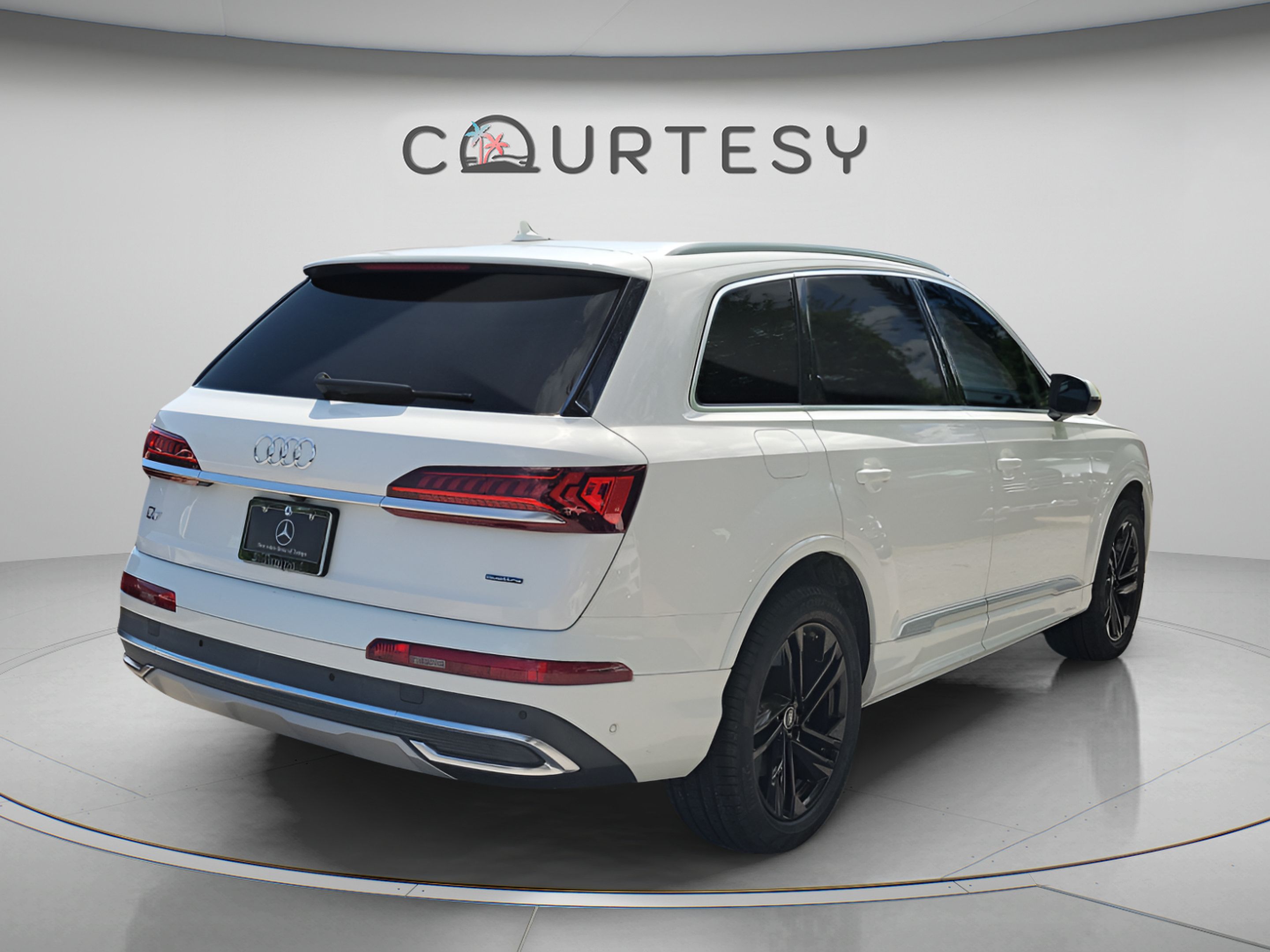 Used 2022 Audi Q7 3.0T Premium Plus AWD/4WD image 3