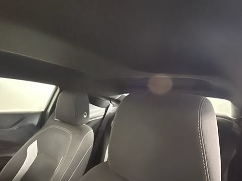 Used 2016 Chevrolet Camaro LT RWD image 12