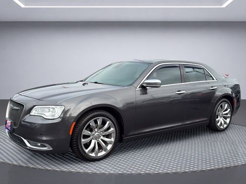 Used 2015 Chrysler 300 C Platinum w/ Light Group RWD image 1