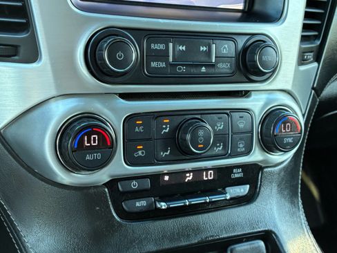 Used 2018 GMC Yukon SLE w/ Convenience Package RWD image 14