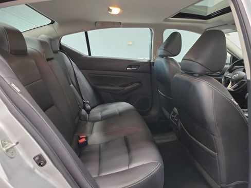 Used 2020 Nissan Altima 2.5 SL AWD/4WD image 17