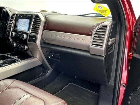 Used 2017 Ford F250 Platinum w/ Platinum Ultimate Package AWD/4WD image 15