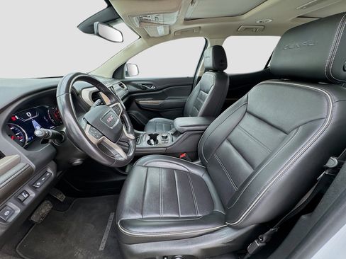 Used 2021 GMC Acadia Denali w/ Trailering Package AWD/4WD image 13