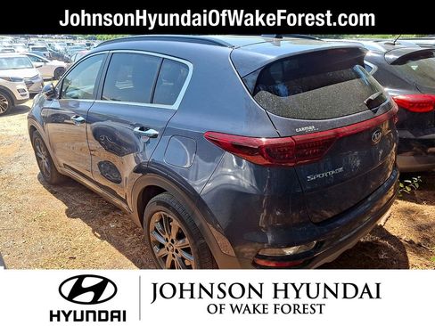 Used 2020 Kia Sportage S w/ S Premium Package AWD/4WD image 4