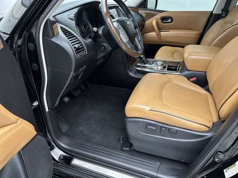 Used 2016 INFINITI QX80 4WD w/ Signature Edition Package image 11