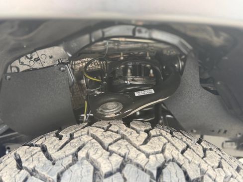 Used 2017 Toyota Tundra Limited w/ Limited Premium Package image 37