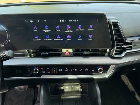 Used 2025 Kia Sportage SX AWD/4WD image 28