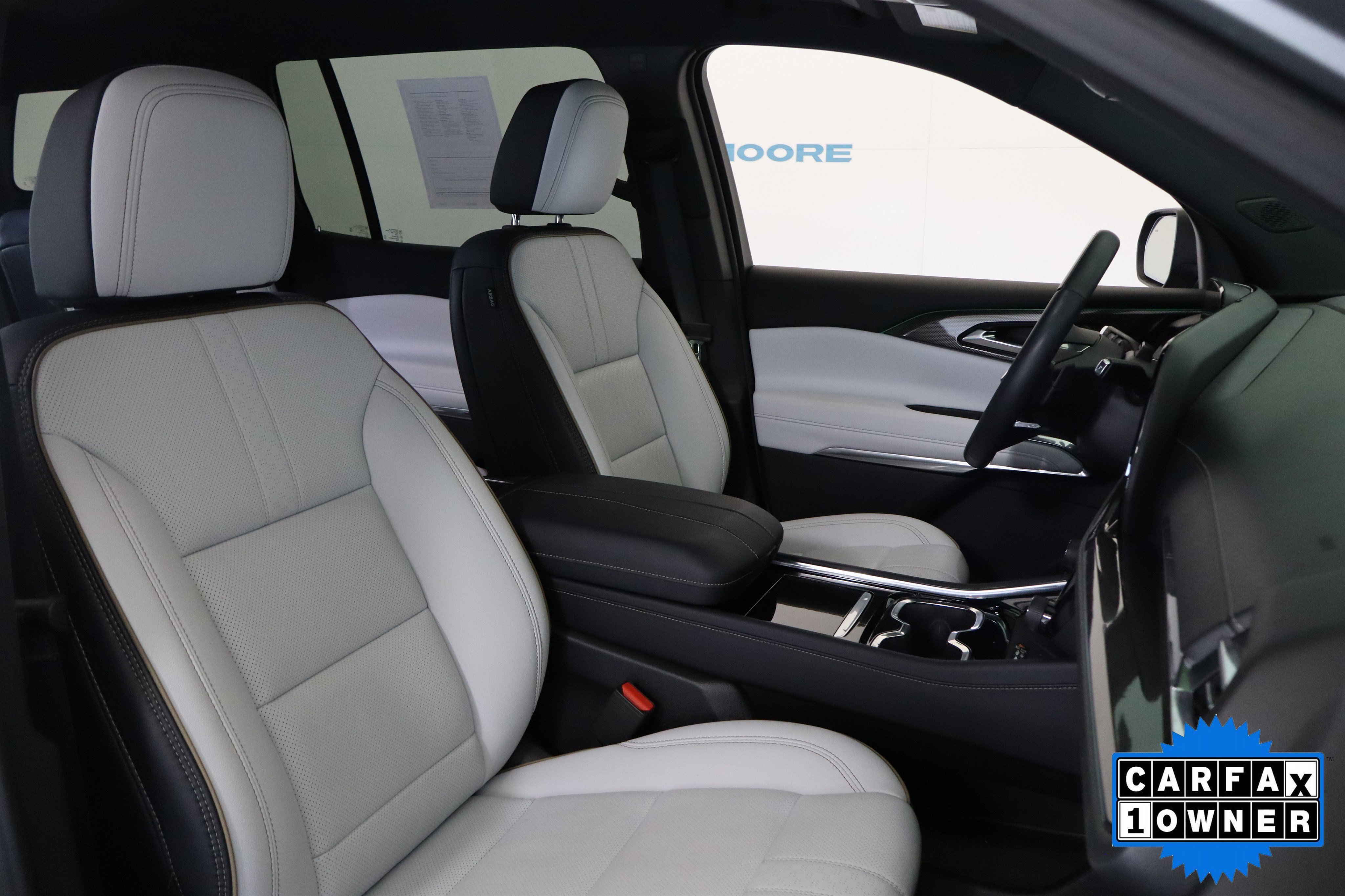 Used 2026 Chevrolet Traverse High Country w/ LPO, Floor Liner Package FWD image 20
