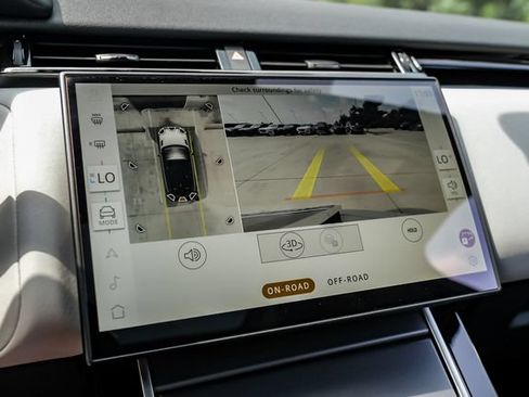 New 2026 Land Rover Range Rover Velar S AWD/4WD image 30