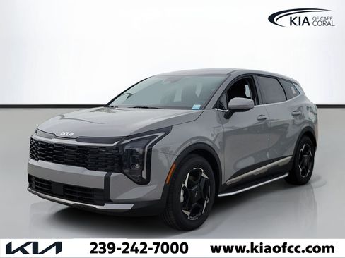 New 2026 Kia Sportage EX FWD image 3