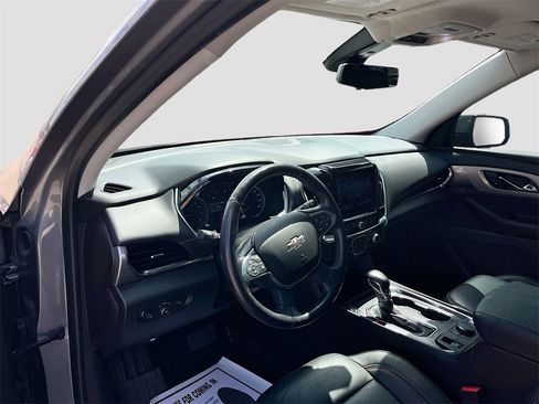 Used 2021 Chevrolet Traverse RS w/ LPO, Floor Liner Package image 9