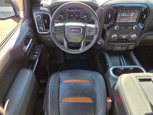 Used 2021 GMC Sierra 1500 AT4 w/ AT4 Premium Package image 12