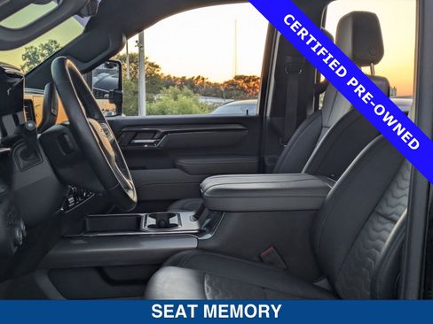 Used 2024 Chevrolet Silverado 2500 ZR2 w/ Technology Package image 20