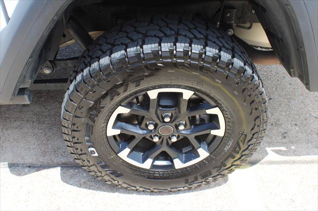 Used 2026 Jeep Gladiator Rubicon AWD/4WD image 17