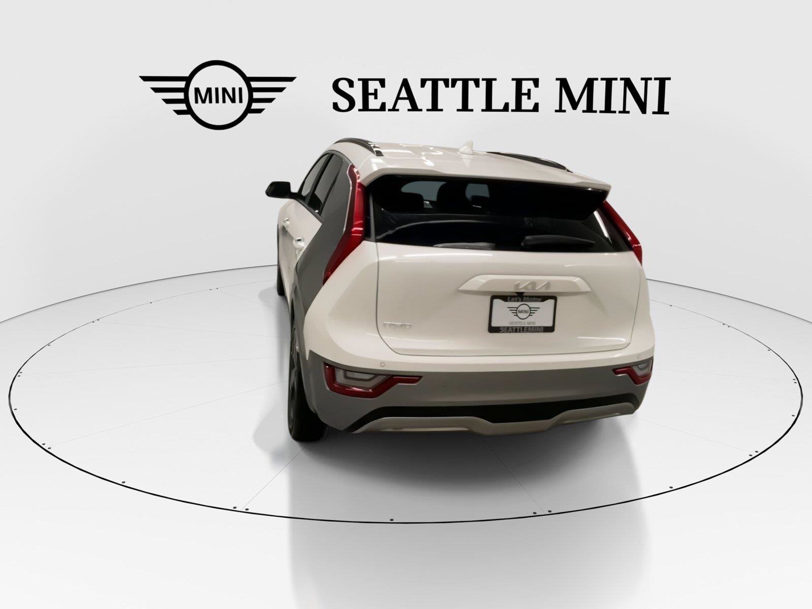 Used 2023 Kia Niro Wave w/ Wave Preserve Package FWD image 9