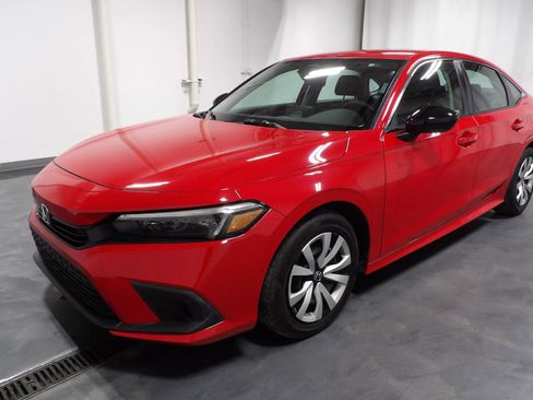 Used 2024 Honda Civic LX image 4