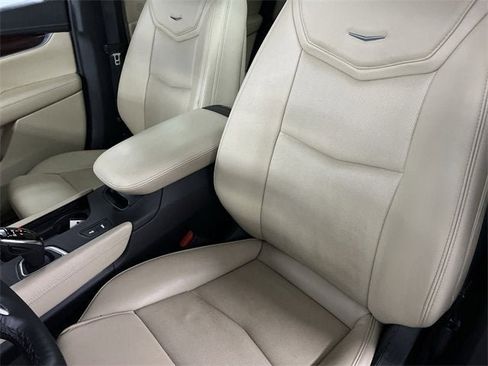 Used 2018 Cadillac XT5 Premium Luxury image 20