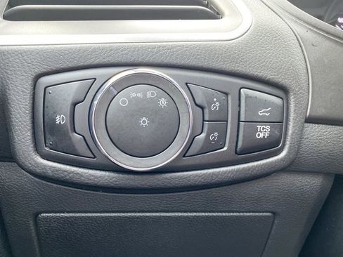 Certified 2024 Ford Edge Titanium image 30