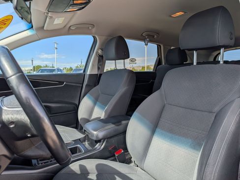 Used 2020 Kia Sorento S AWD/4WD image 24