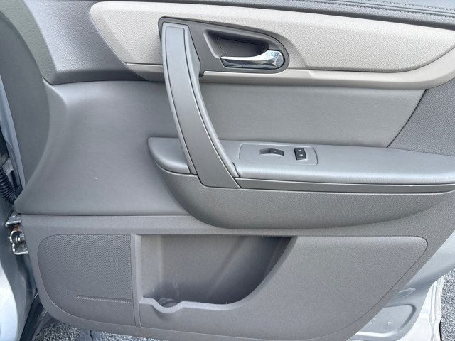 Used 2016 Chevrolet Traverse LS FWD image 31