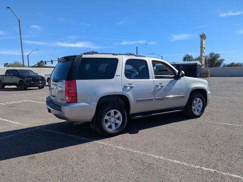 Used 2013 GMC Yukon SLT image 4
