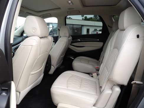Used 2024 Buick Enclave Avenir w/ Trailering Package, 5000 lbs. FWD image 15