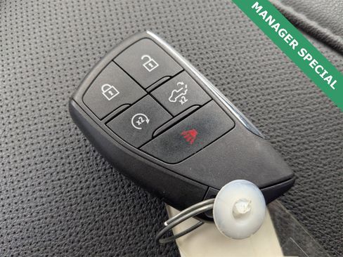 Used 2024 Chevrolet Silverado 2500 LTZ image 32