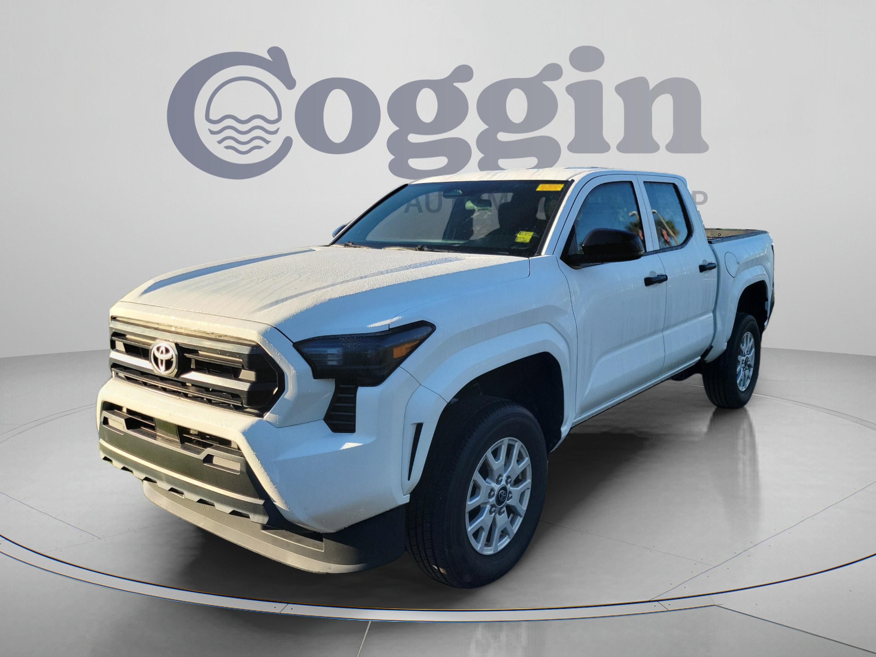 Used 2024 Toyota Tacoma SR RWD image 2