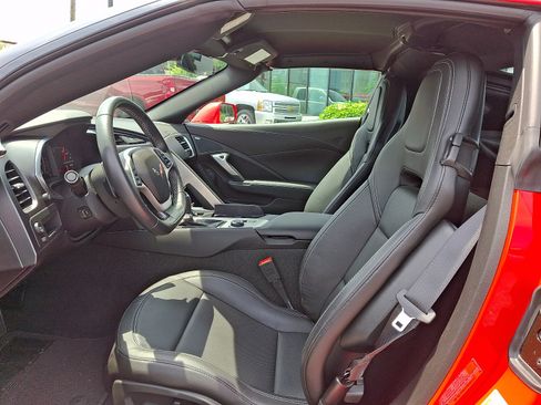 Used 2019 Chevrolet Corvette Grand Sport w/ Carbon Flash Badge Package RWD image 12