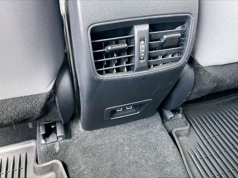 Used 2023 Toyota Corolla Cross AWD Hybrid image 25
