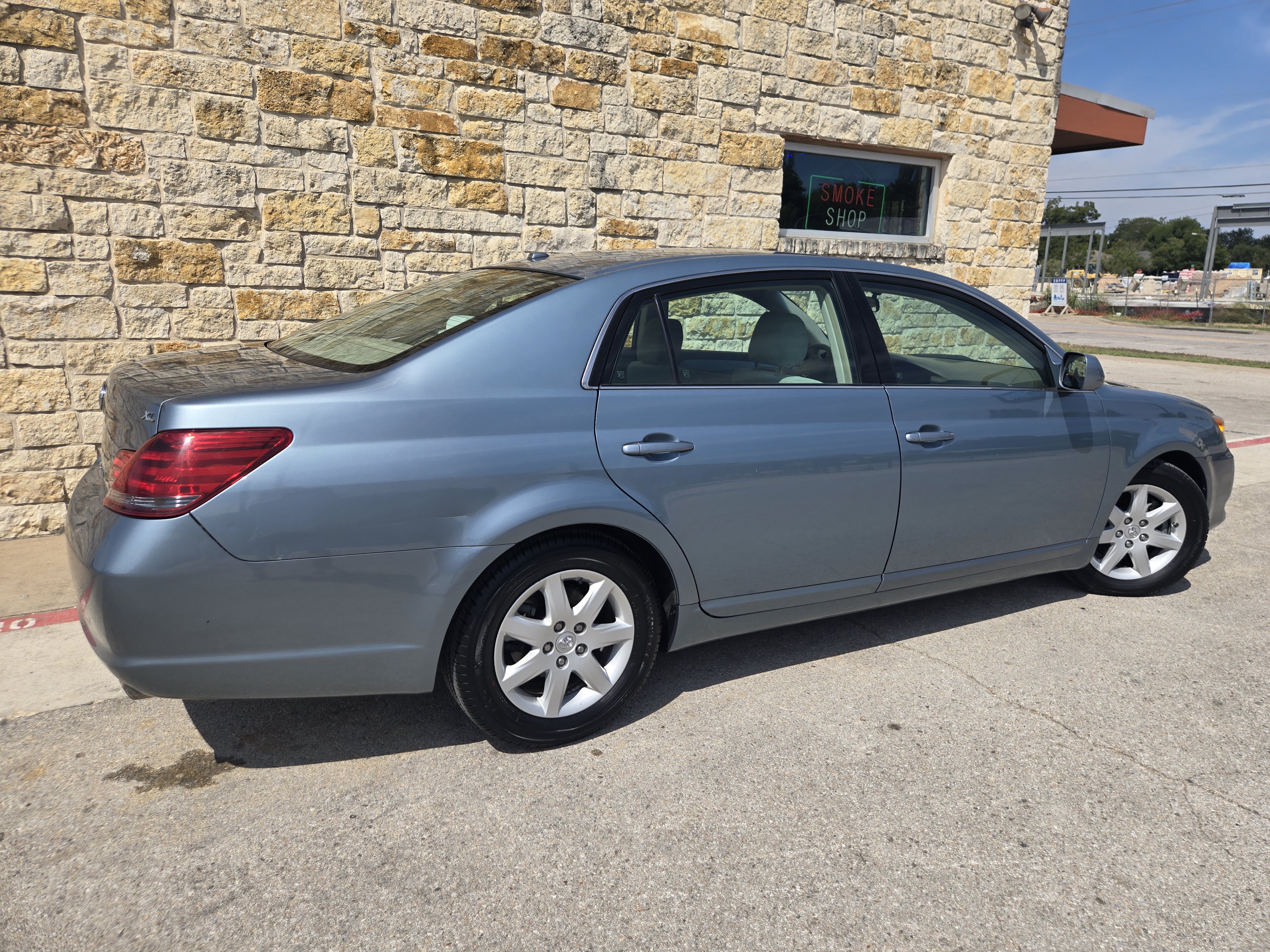 Used 2009 Toyota Avalon XL FWD image 20